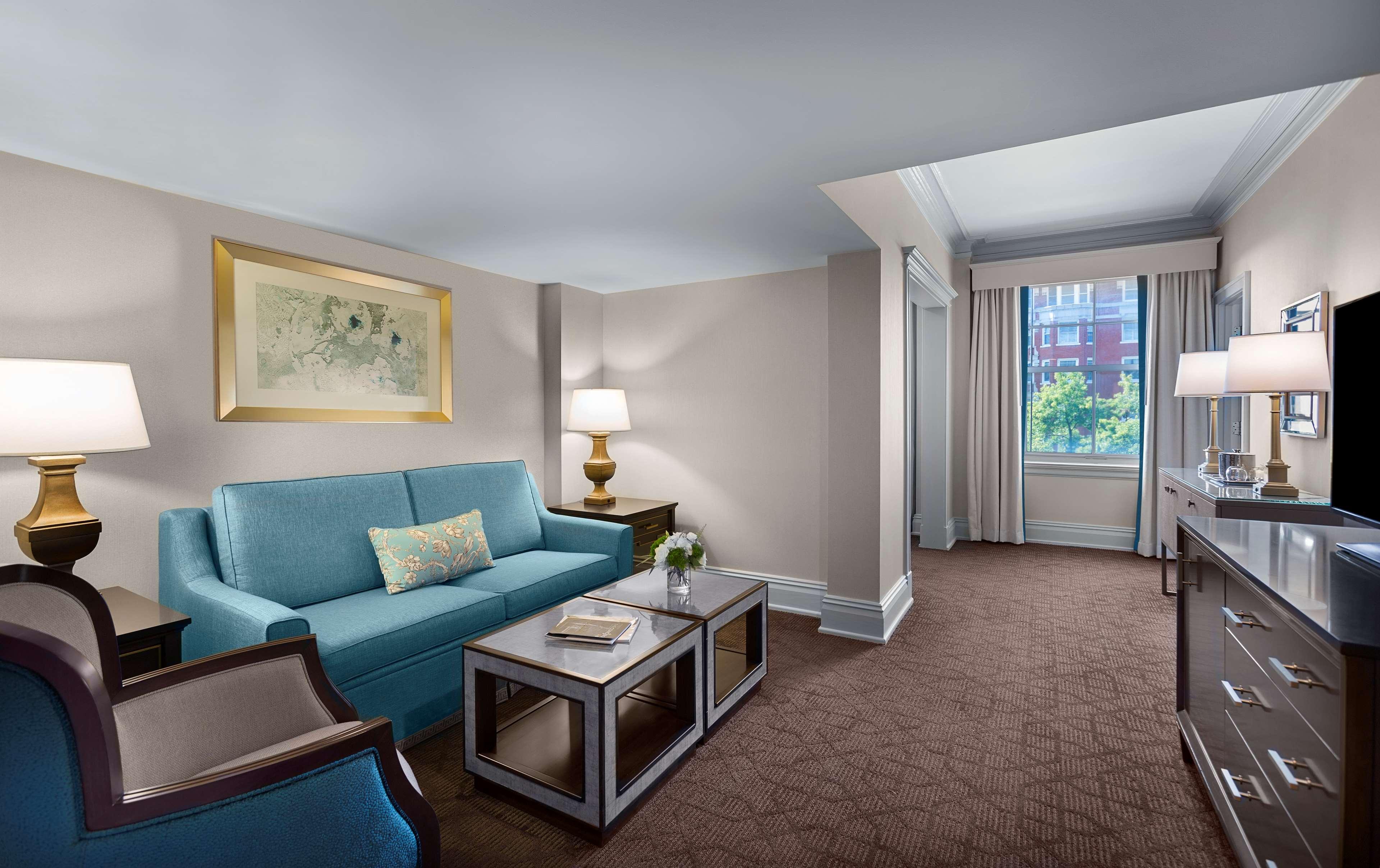 The Royal Sonesta Chase Park Plaza St Louis 4*